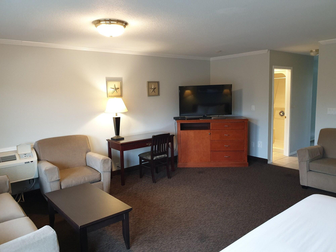 Public Area 2, Riverland Inn & Suites, Thompson-Nicola