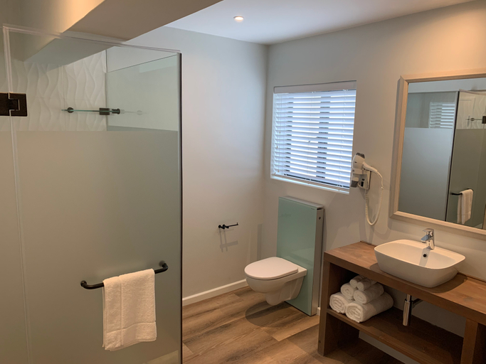 Bathroom 5, Paxton Luxury Apartments, Nelson Mandela Bay