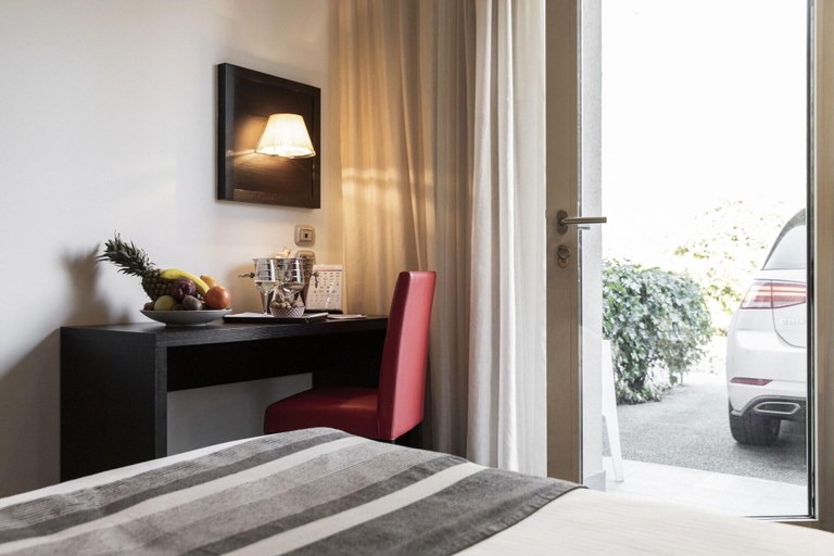 Public Area 4, Hotel Capolago, Varese