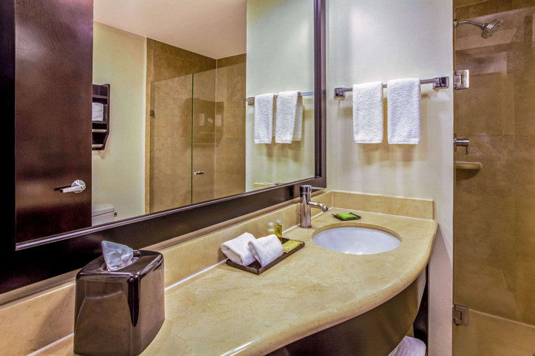 LQ Hotel by La Quinta San Luis Potosi, San Luis Potosí
