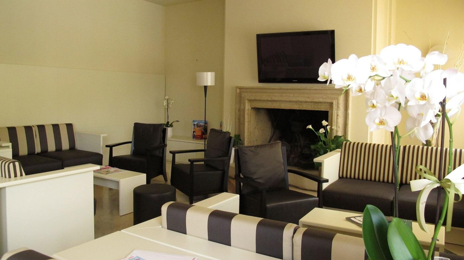 Public Area 2, Hotel Romeo, Verona
