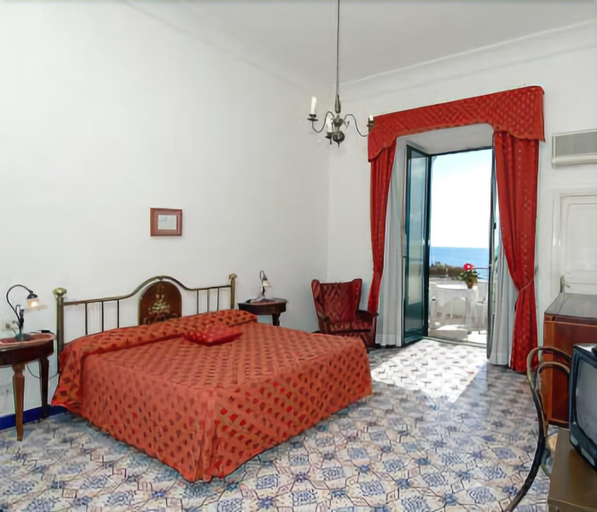 Bedroom 3, Hotel Lidomare, Salerno