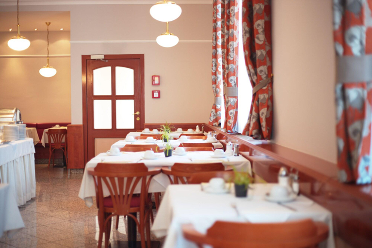 Food & Drinks 5, Drei Kronen Hotel Wien City, Wien