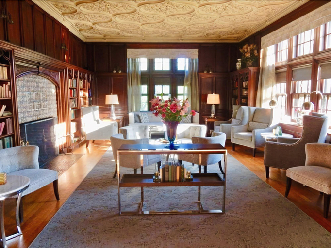 Public Area 2, The Pointe at Castle Hill Resort & Spa, Windsor