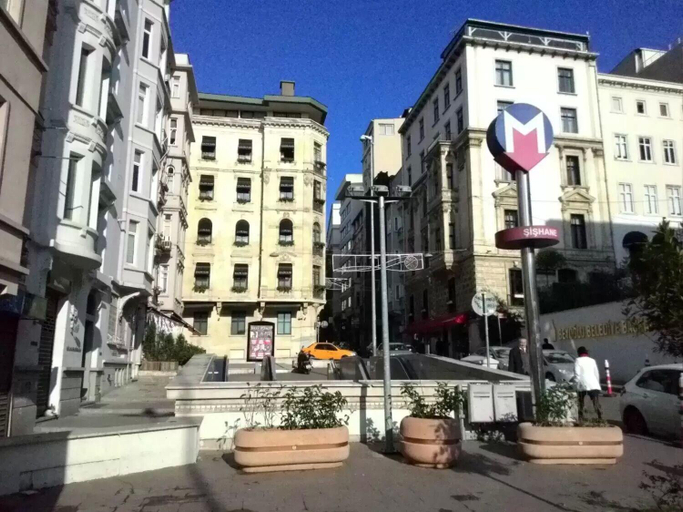 Exterior & Views 2, Hotel Monopol, Beyoğlu
