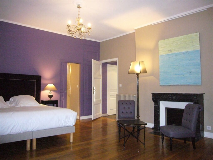 Bedroom 3, La Dixmeresse, Indre-et-Loire