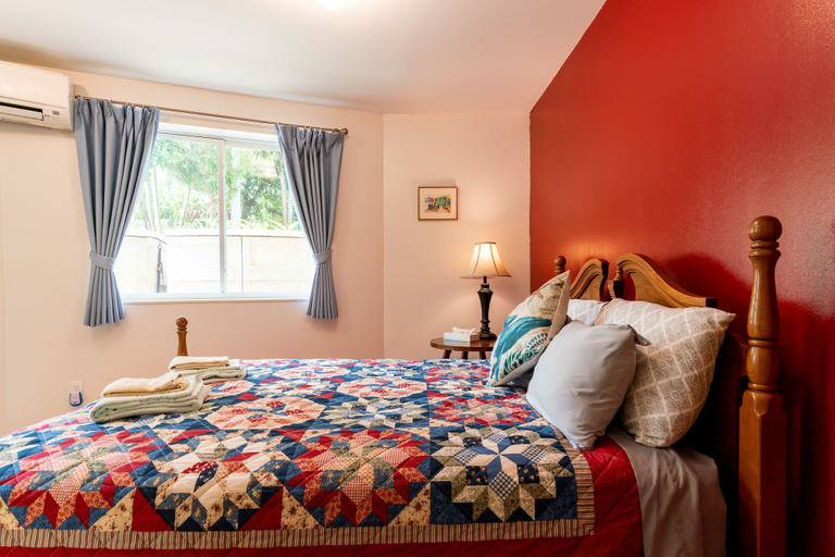 Bedroom 3, Island Breeze, Onna