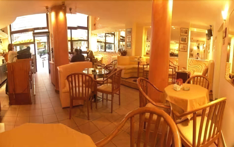 Food & Drinks 5, Minoa, Attica