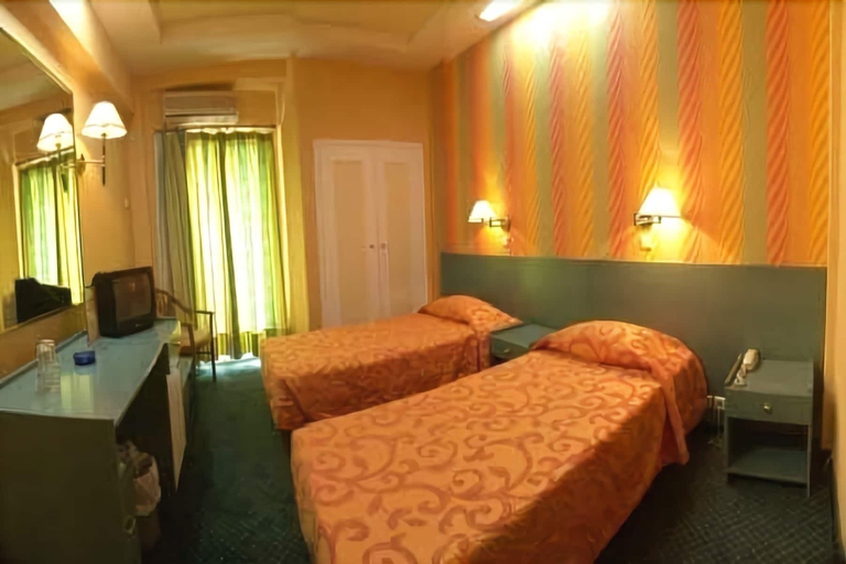 Bedroom 3, Minoa, Attica