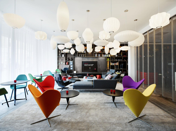 Public Area 5, citizenM Tower of London, London