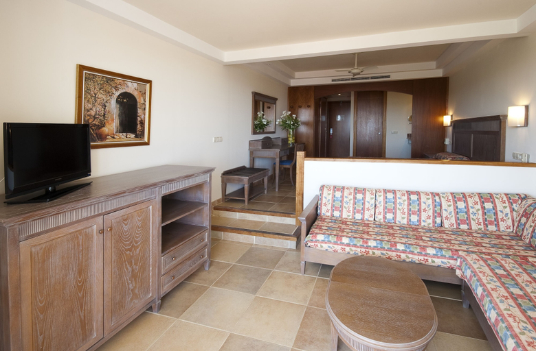 Bedroom 3, Beach Club Font de Sa Cala, Baleares
