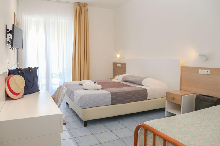 Bedroom 4, Torre Santangelo, Napoli