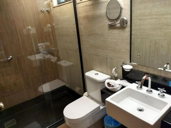 Bathroom 5, Atrium Quinta De Pedras, Belém