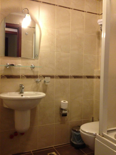 Bathroom 5, Hotel Monopol, Beyoğlu