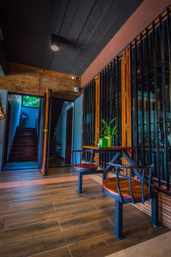 Public Area 2, Na Siri Lakeview, Bang Plee