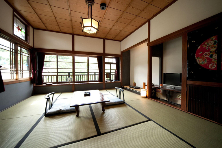 Bedroom 3, Hatago Kayausagi, Hita
