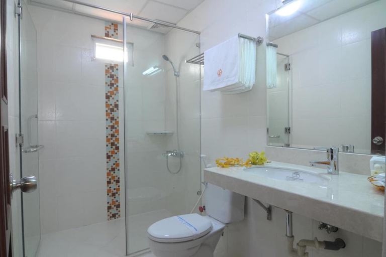 Bathroom 5, Song Anh 3 Hotel, District 1