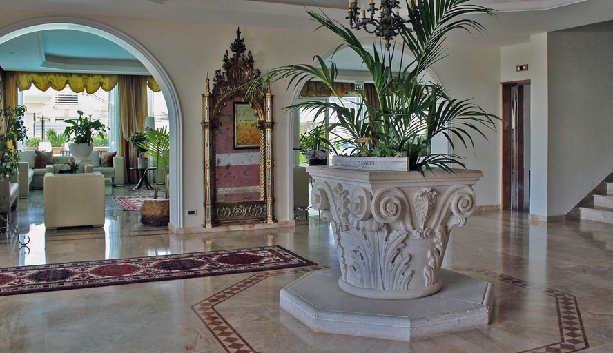 Public Area, Hotel Benini, Ravenna
