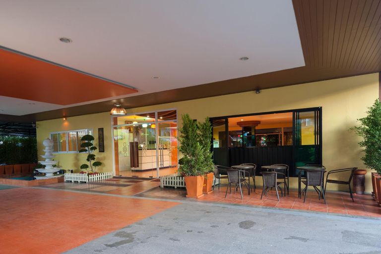 Public Area 2, The Right Resort, Pattaya