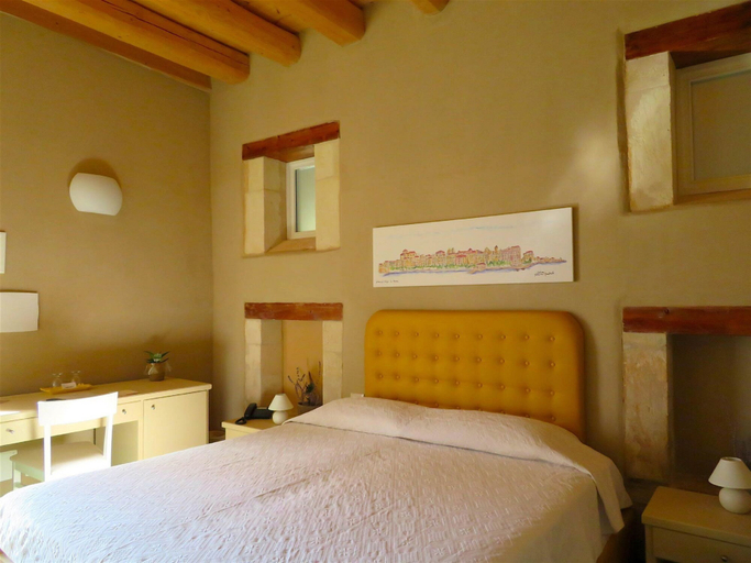 Bedroom 3, Hotel Casale Milocca, Syracuse