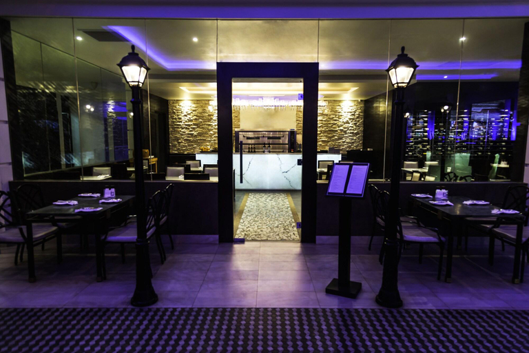 Public Area 4, Lamana Hotel, National Capital District