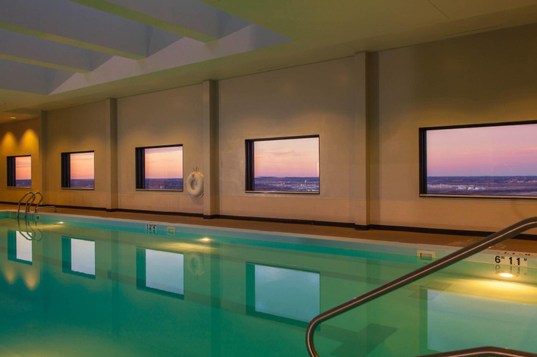 Sport & Beauty 3, Kansas City Marriott Downtown, Jackson