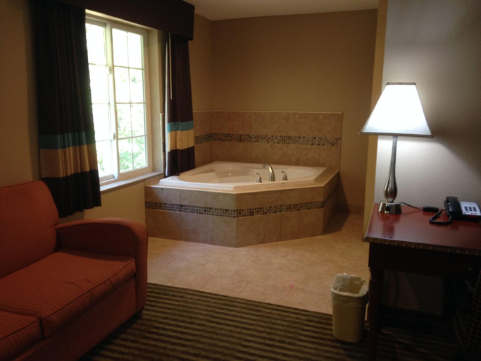 Bathroom 4, Victorian Inn Beatrice, Gage