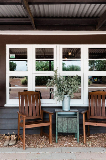 Exterior & Views 2, Saltbush Retreat, Longreach