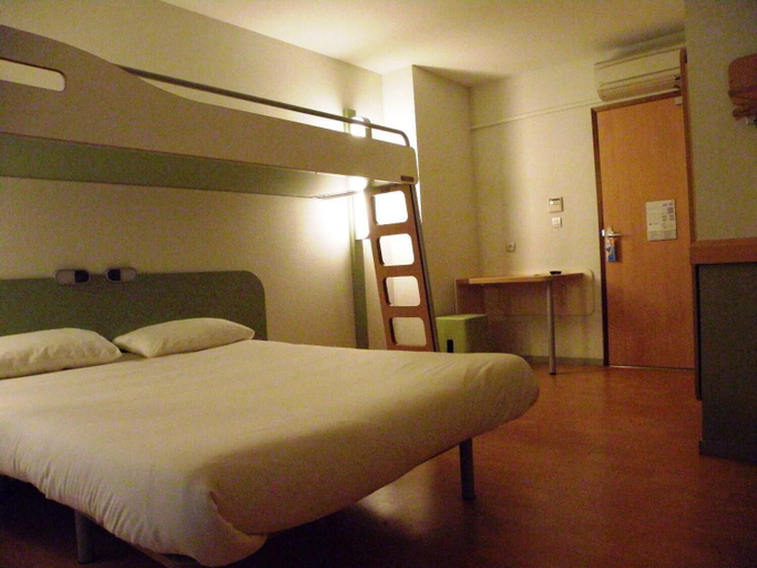 Bedroom 4, ibis Montauban, Tarn-et-Garonne