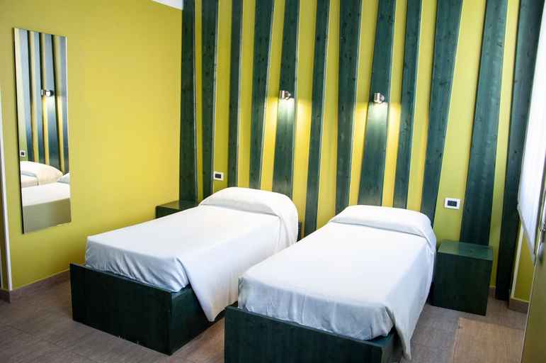 Bedroom 2, Fiore Rosso, Roma