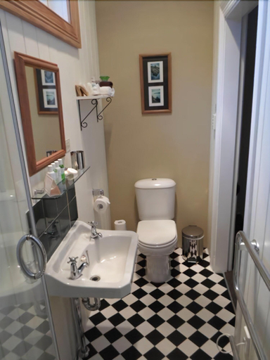 Bathroom 3, Sennen House Luxury Accommodation, Marlborough