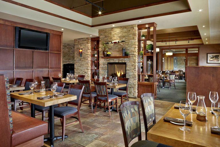 Food & Drinks 5, Four Points by Sheraton Moncton, Westmorland