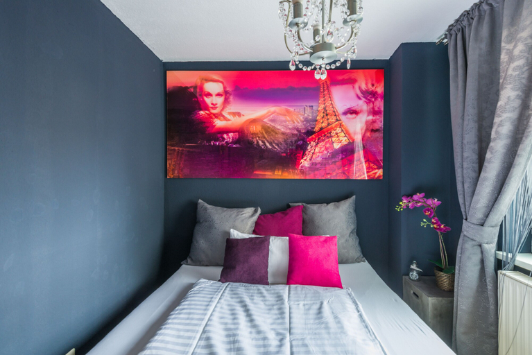 Bedroom 3, Little Savoy, Mannheim