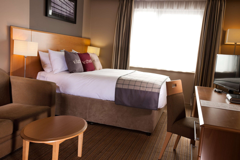 Village Hotel Swansea, Swansea