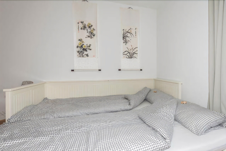 Bedroom, 1 bedroom apartment in prime location, Mannheim