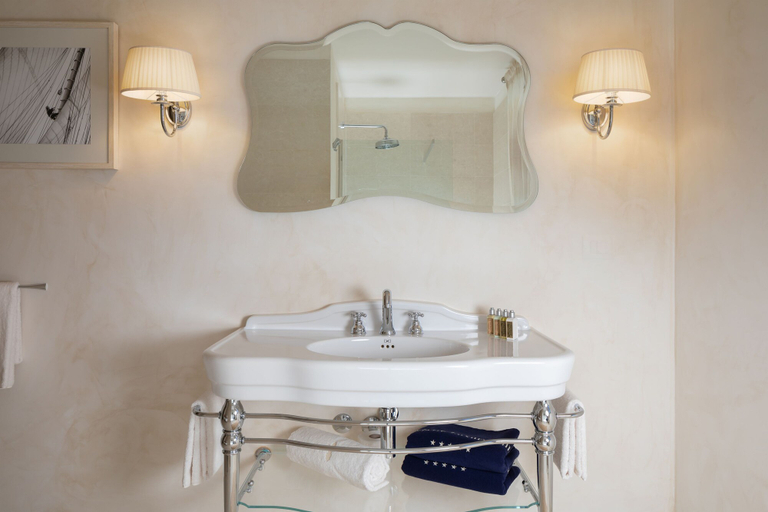 Bathroom 5, Family villa Azzurra with pool in Porec, Poreč