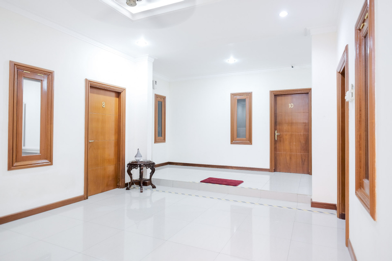 Exterior & Views 2, wisma delapan RedPartner, South Jakarta
