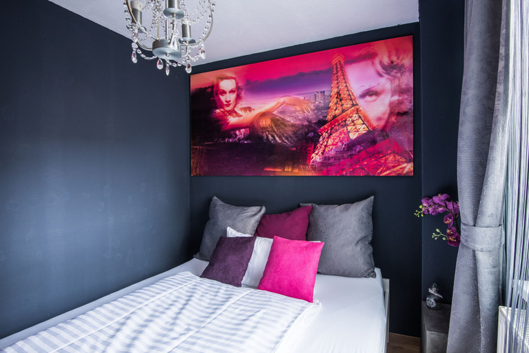 Bedroom 2, Little Savoy, Mannheim