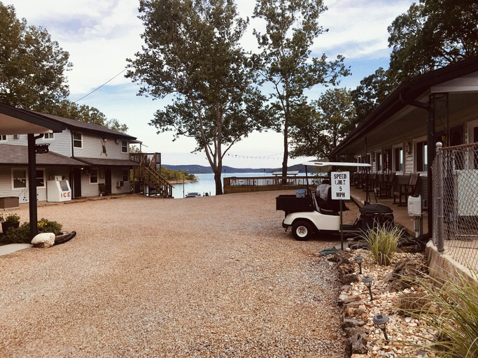 Exterior & Views 2, Rock View Resort, Taney