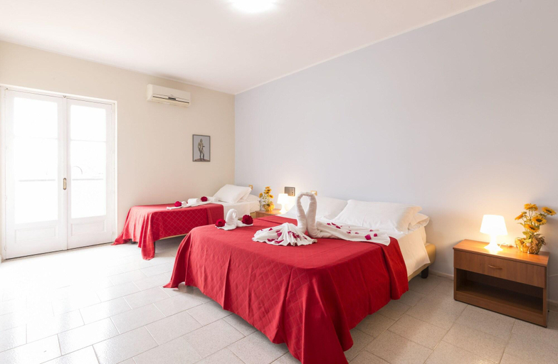 Bedroom 3, Calabrisella, Vibo Valentia