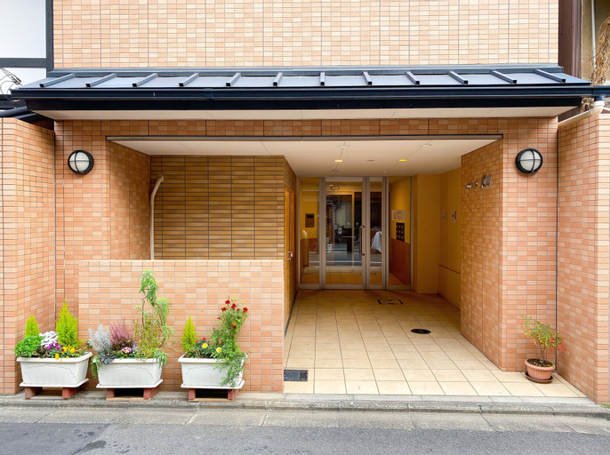Roanne Higashiyama, Kyoto
