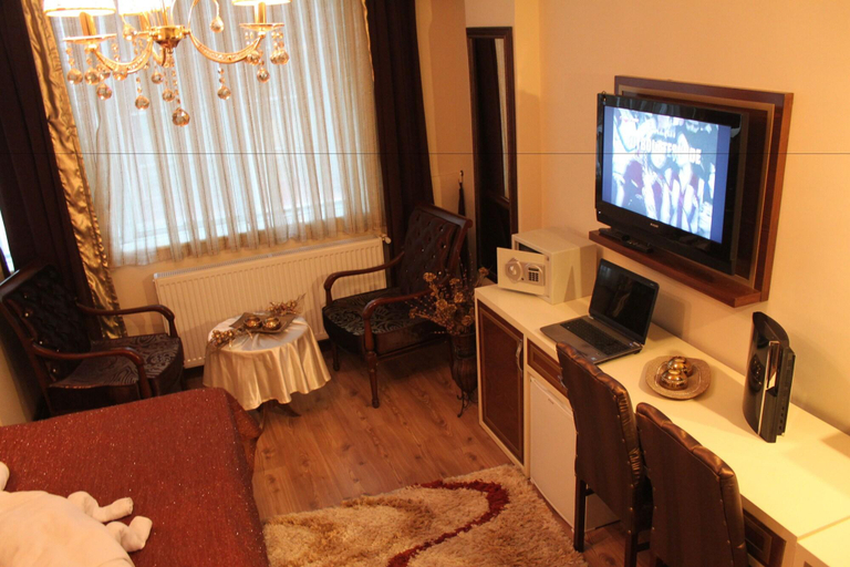 Others 5, Gloria Tibi Hotel, Merkez
