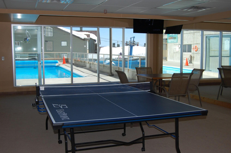 Public Area 2, Inn at Big White, Central Okanagan