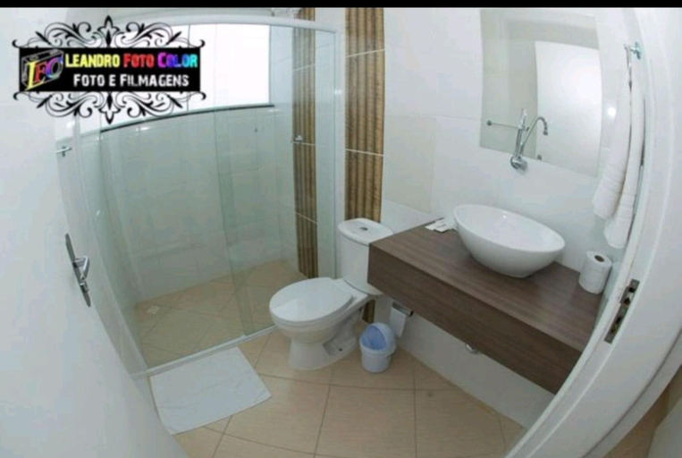 Bathroom 4, Pousada Recanto do Cowboy, Penha