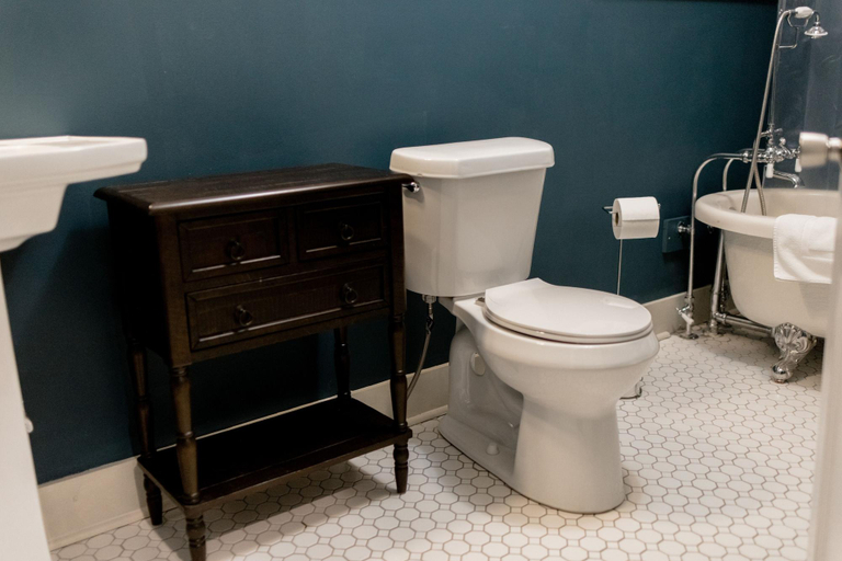 Bathroom 4, Maison Mouton Bed & Breakfast, Lafayette