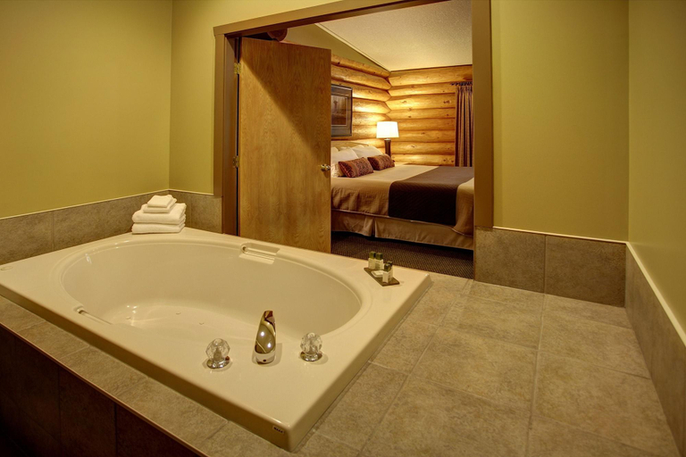 Bathroom 4, Tigh Na Mara Resort, Nanaimo