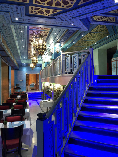Food & Drinks 5, Royal Victoria, Sidi El Béchir
