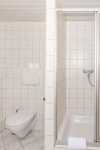 Bathroom 3, Mühlen Hotel Konschake, Mayen-Koblenz