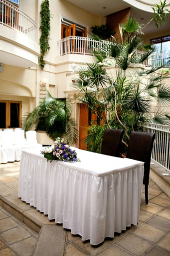 Public Area 4, The Sefton, Douglas