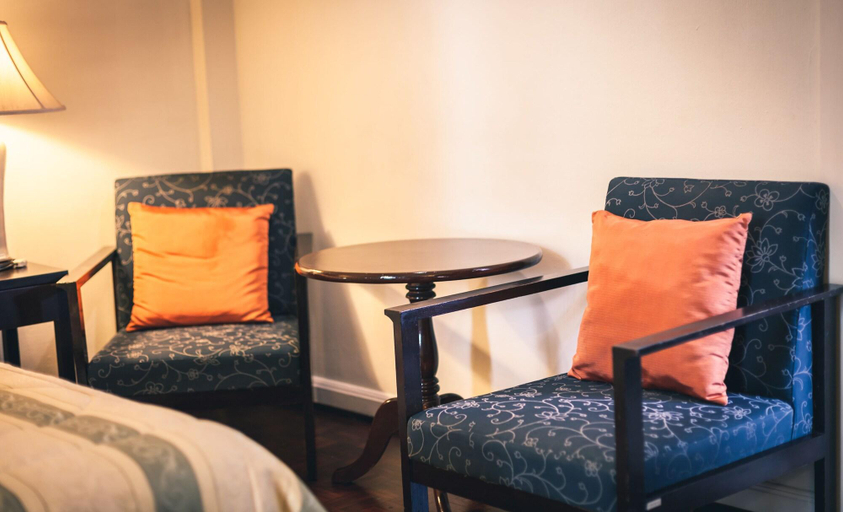 Bedroom 3, The Sunrise Residence, Bang Rak